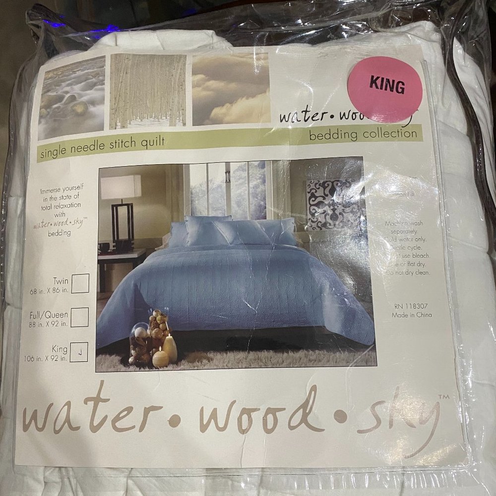 Water Wood Sky Brand / Single Needle Stitch Quilt/King Size